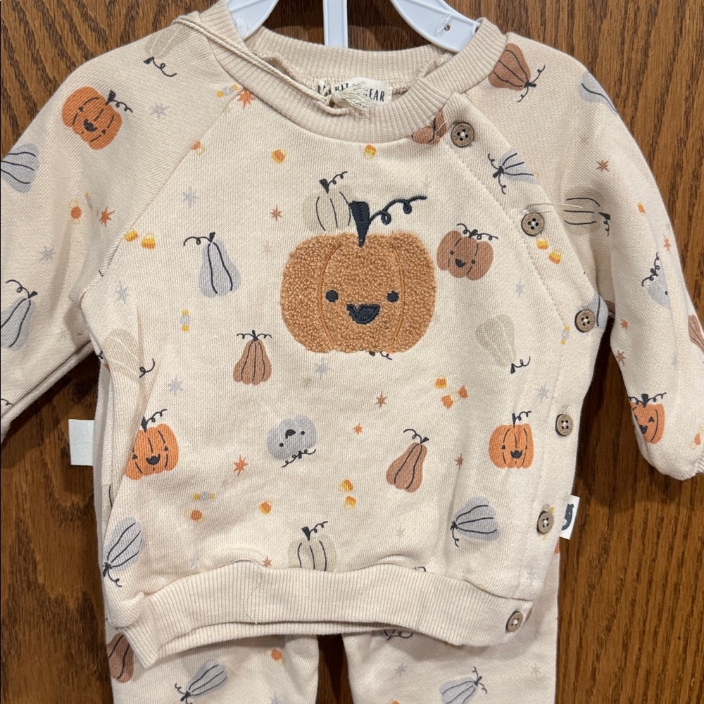 Pumpkin Print Baby Outfit by new fall baby 3-6 months outfit - Picture 2 of 6